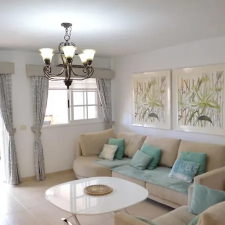 Lovely 2 Bed In Cristianos K204 アパート *