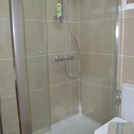 Apartment Lovely 2 Bed In Cristianos Los Cristianos (Tenerife)